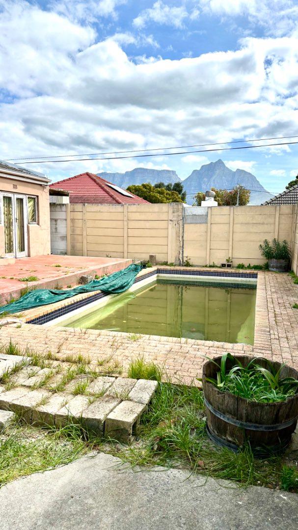 4 Bedroom Property for Sale in Sybrand Park Western Cape